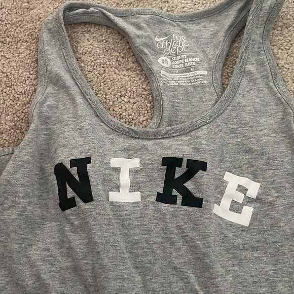 NIKE tank top - Picture 2 of 4